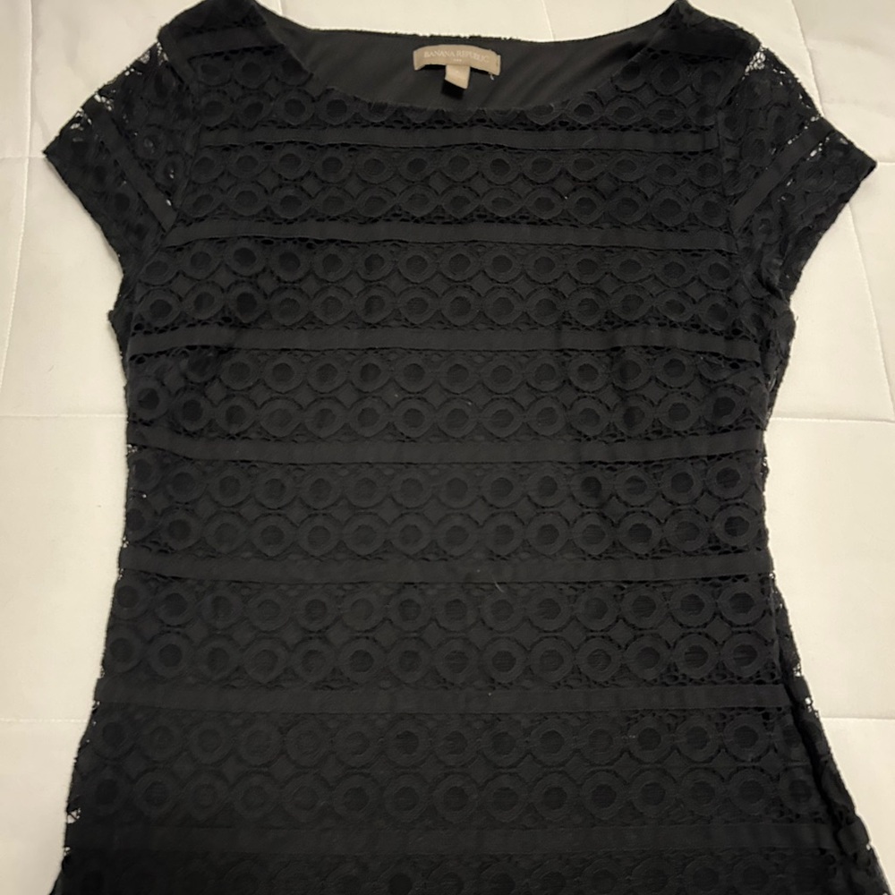 Banana Republic lace top